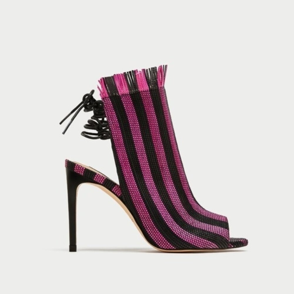 NWOT Zara black & purple pink textured striped open toe & back heeled booties